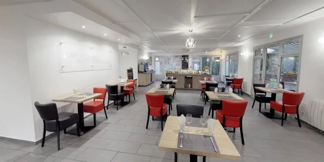 Campanile Chantilly Sud - Luzarches - restaurant