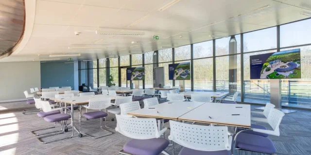 Campus Serge Kampf Les Fontaines - salles_reunion