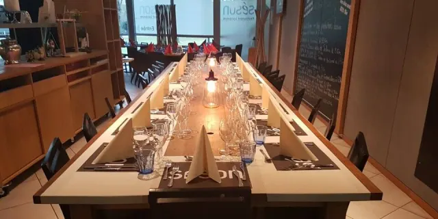 Centre d'Affaires Sarcus - restaurant