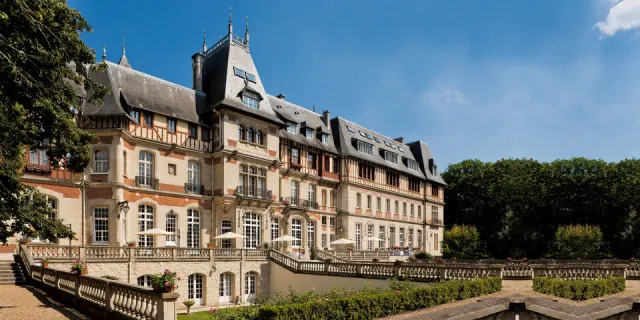 Jeanne & The Forest – Château de Montvillargenne - master